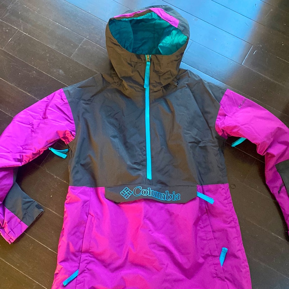 Columbia “Dust on Crust” beautiful, new without tags snow jacket.